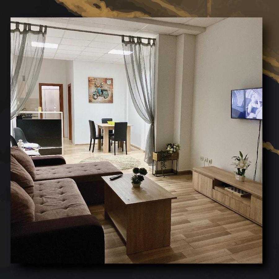 Sky Apartman Stara Pazova Luaran gambar